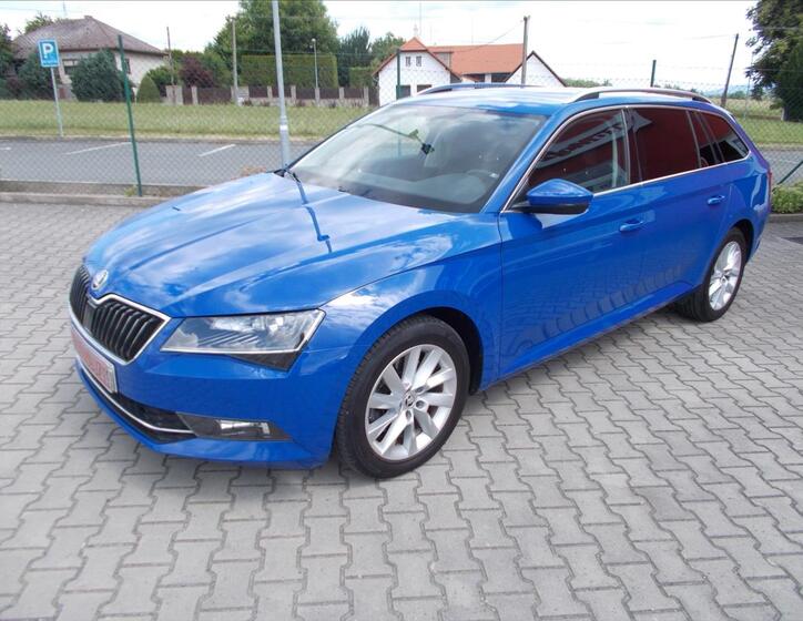 Škoda Superb 4