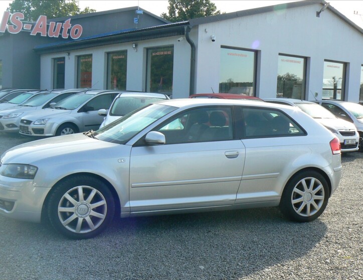 Audi A3 1