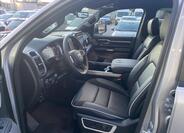 Dodge RAM 8