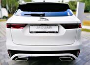 Jaguar F-Pace 6