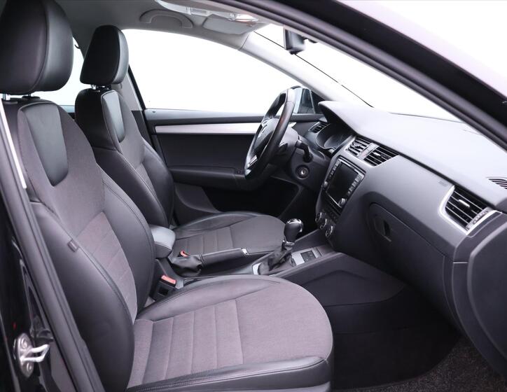 Škoda Octavia 12