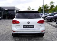Volkswagen Touareg 5