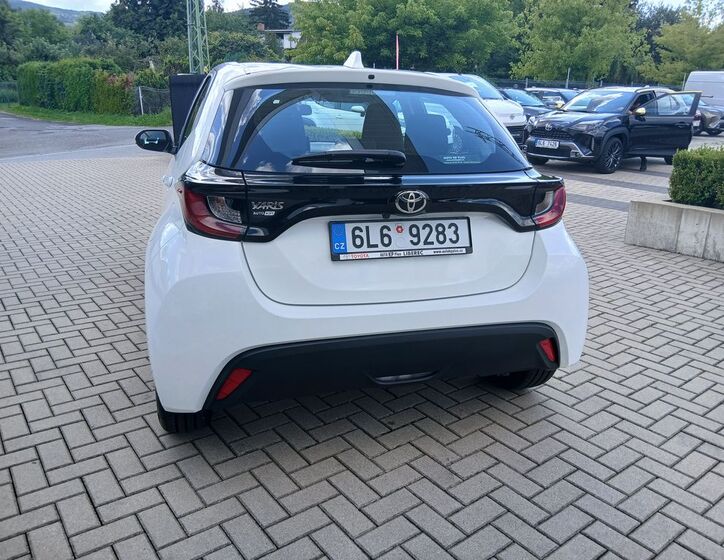 Toyota Yaris 30