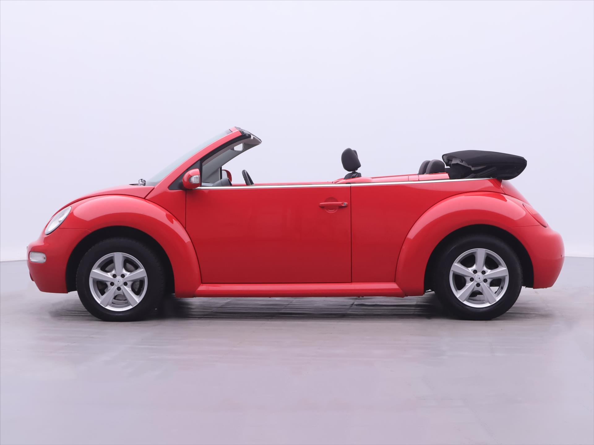 Volkswagen New Beetle