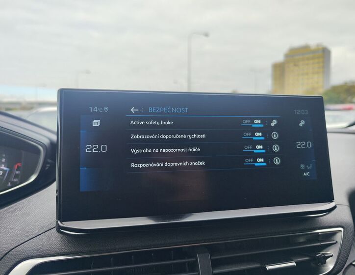 Peugeot 3008 16