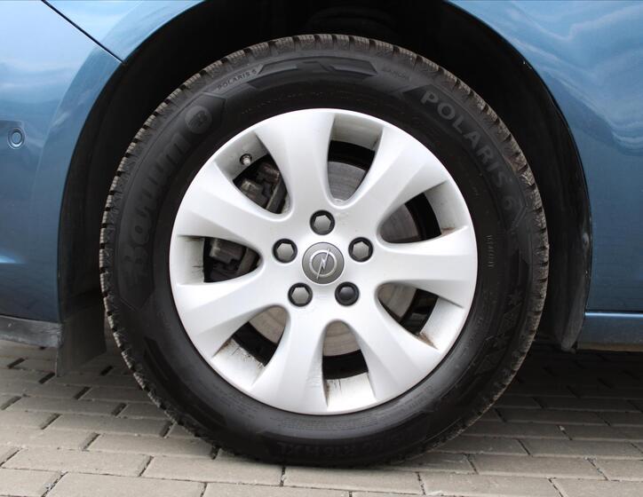 Opel Astra 9