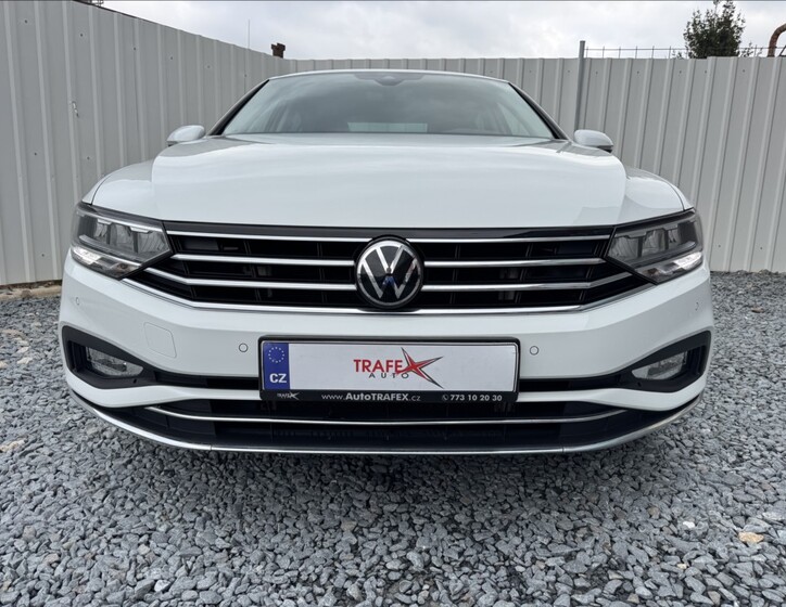 Volkswagen Passat 2