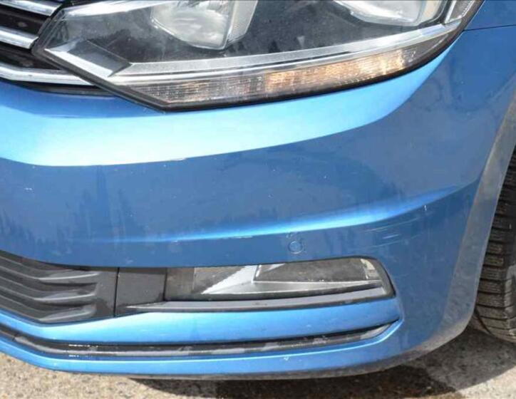 Volkswagen Touran 8