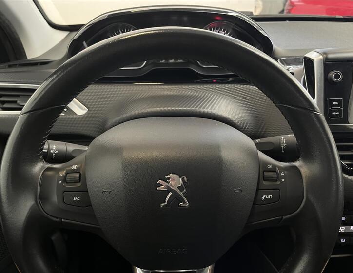 Peugeot 2008 11