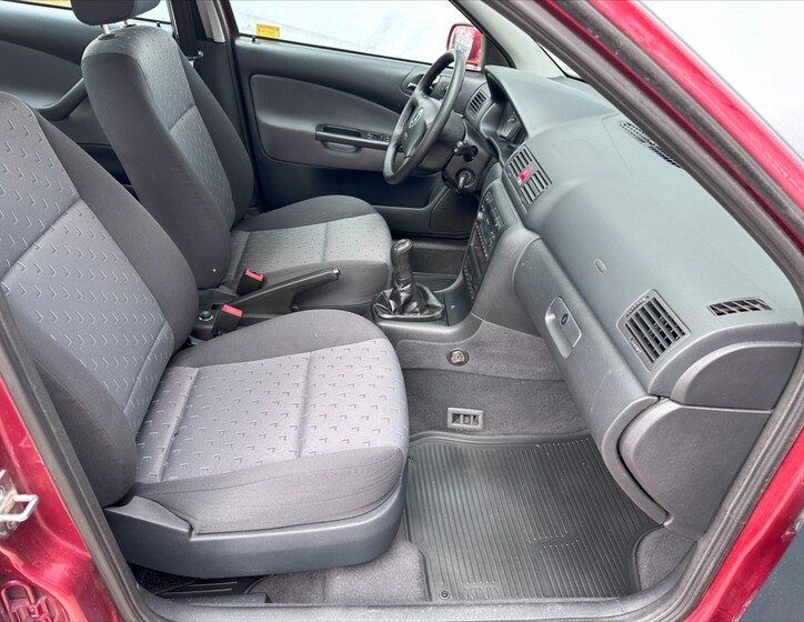 Škoda Octavia 12