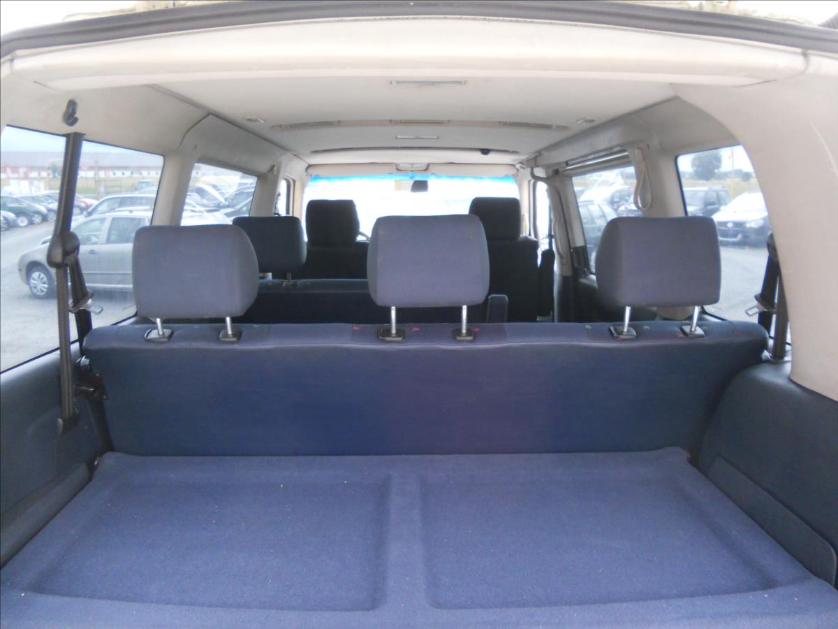 Volkswagen Caravelle