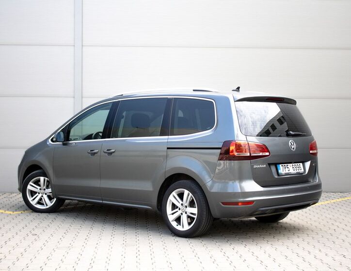 Volkswagen Sharan 7