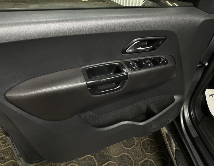 Volkswagen Amarok 14