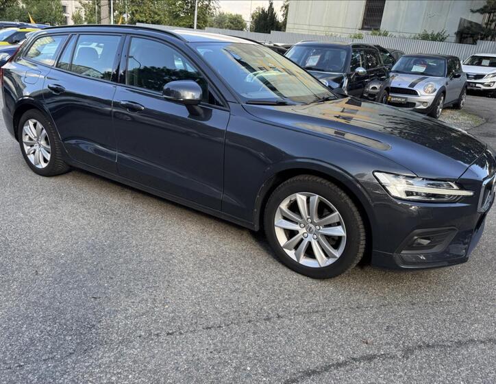 Volvo V60 12