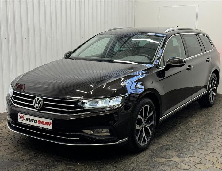 Volkswagen Passat 1