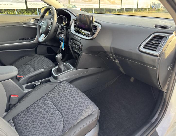 KIA Ceed 31