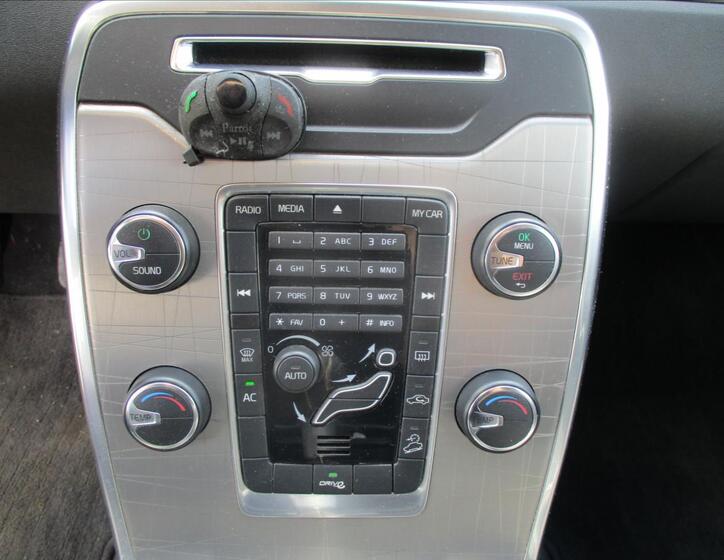 Volvo XC70 18