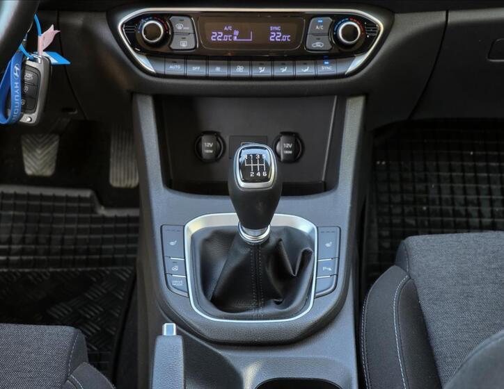 Hyundai i30 14