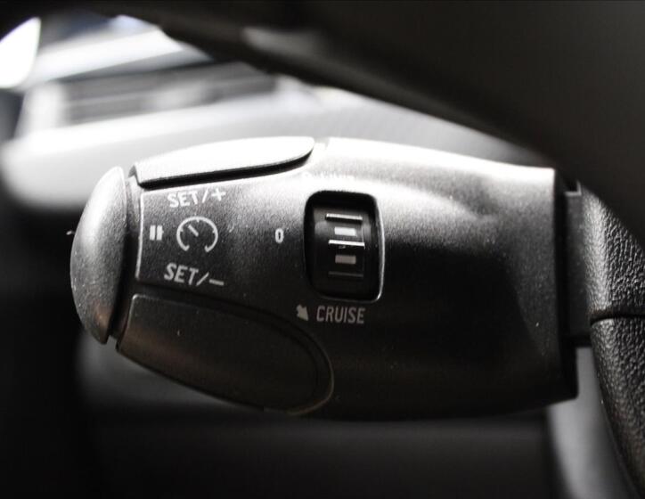 Peugeot 208 22