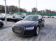 Audi A8 2