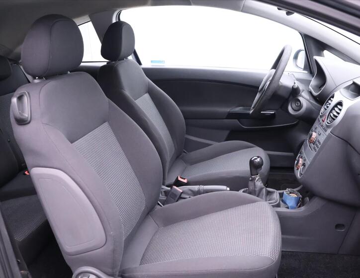 Opel Corsa 12