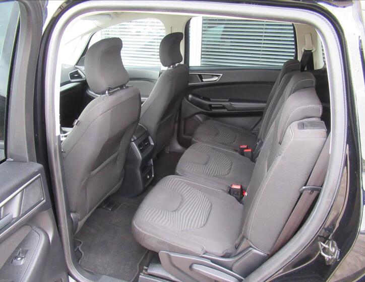 Ford S-MAX 21