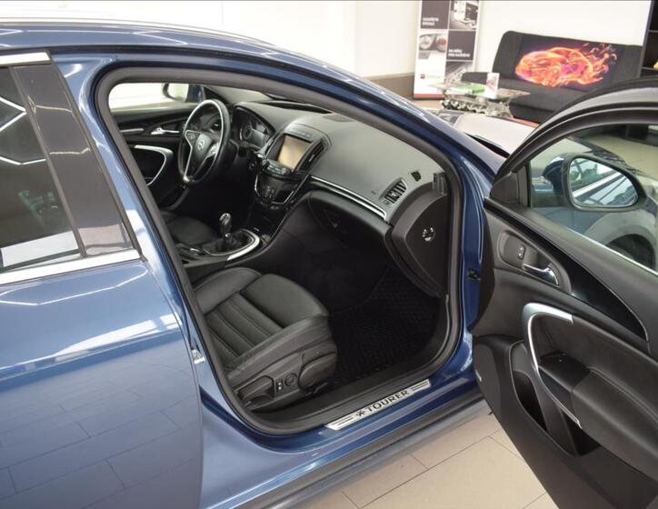 Opel Insignia 13