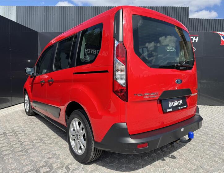 Ford Tourneo Connect 6