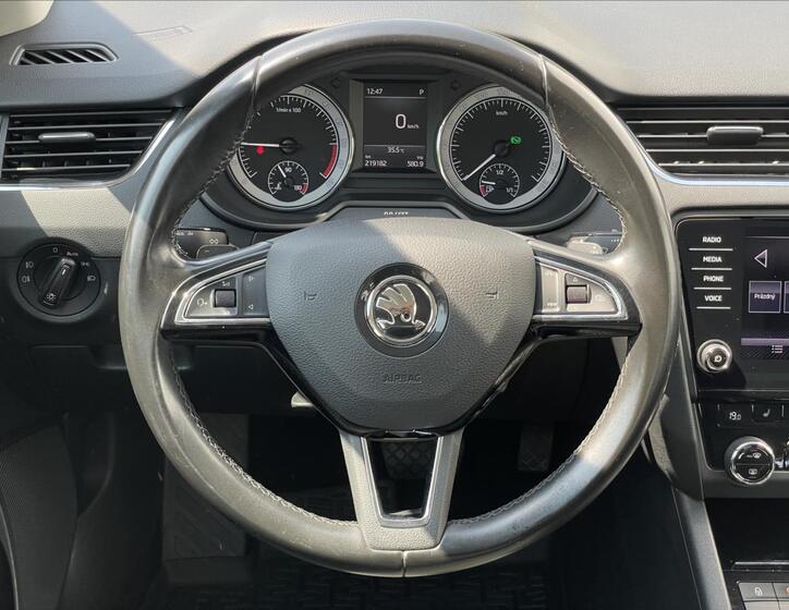 Škoda Octavia 8