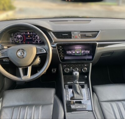 Škoda Superb 9