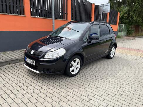 Suzuki SX4