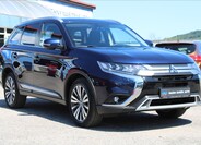 Mitsubishi Outlander 3