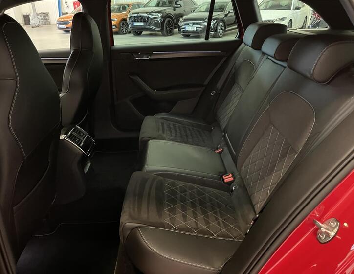 Škoda Superb 21