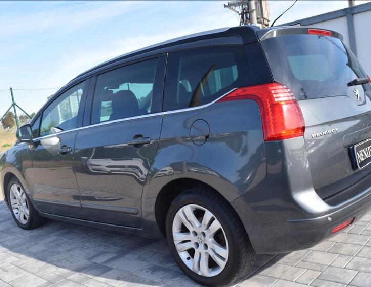 Peugeot 5008 7