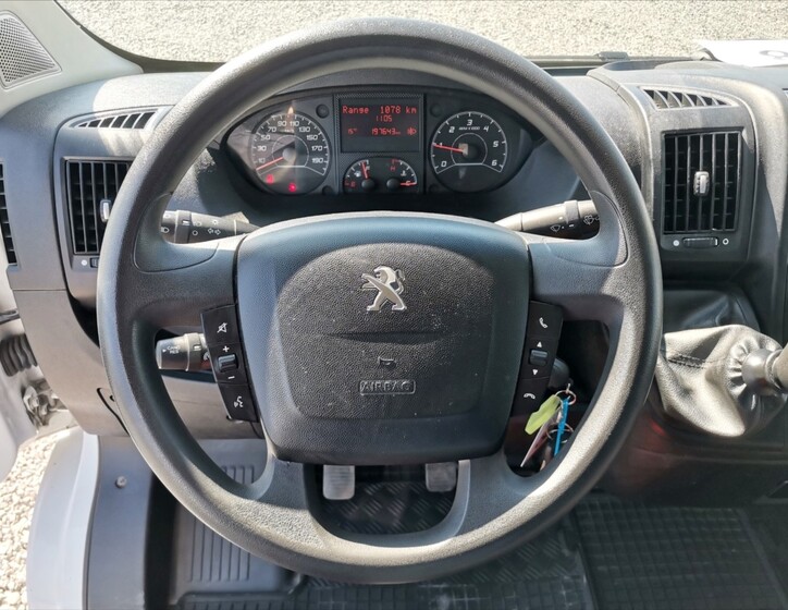 Peugeot Boxer 11