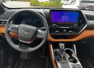 Toyota Highlander 9
