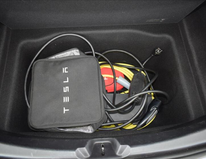 Tesla Model 3 14
