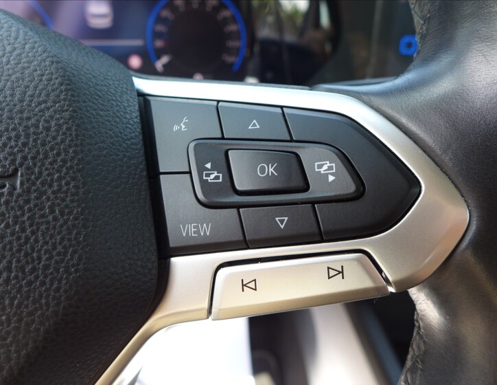 Volkswagen Golf 19