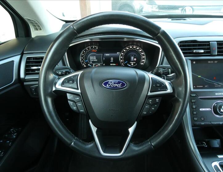 Ford Mondeo 29