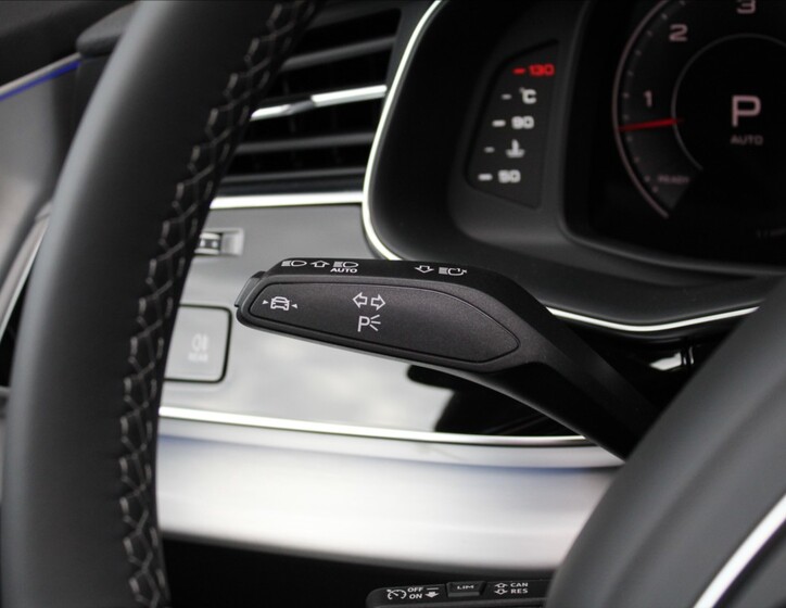 Audi Q7 28