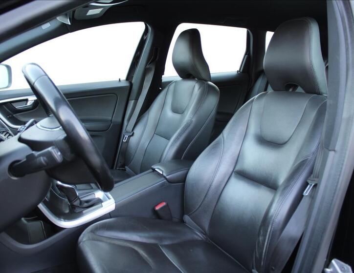 Volvo XC60 12