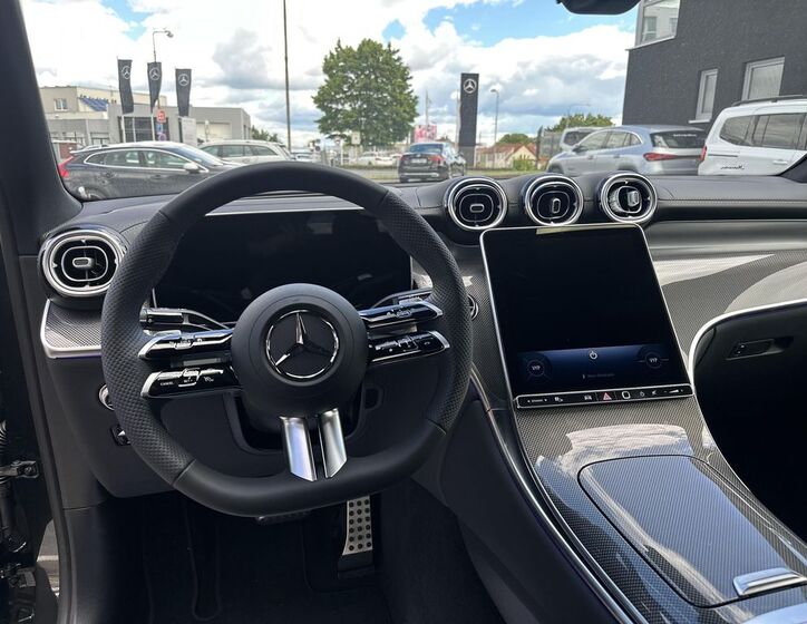 Mercedes-Benz GLC 10