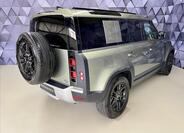 Land Rover Defender 7