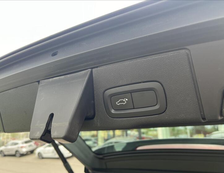 Volvo XC60 25