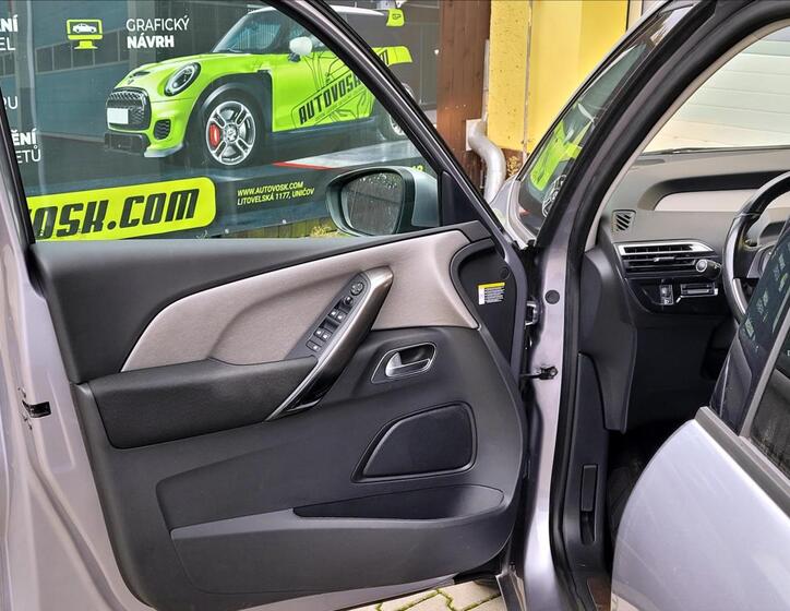 Citroën Grand C4 Picasso 25