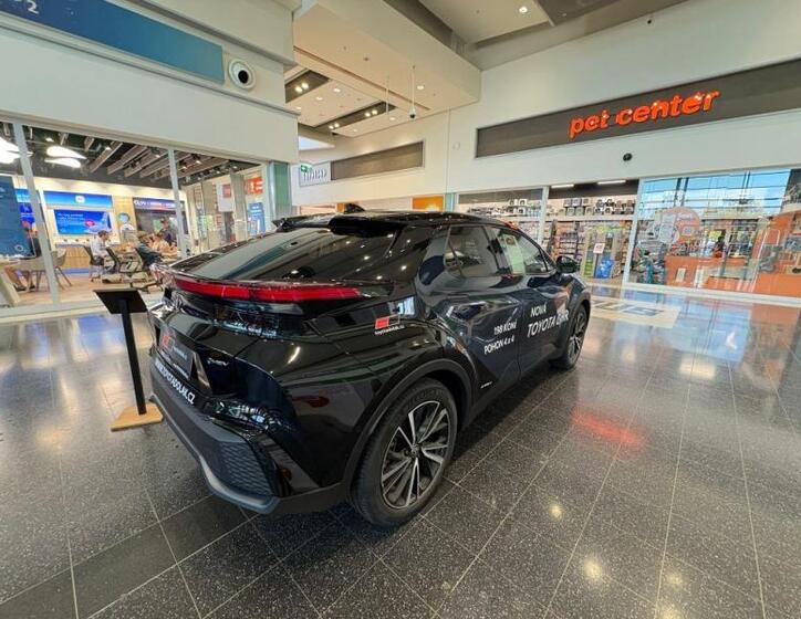 Toyota C-HR 3