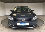 Volkswagen Passat 2