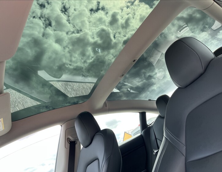 Tesla Model 3 44