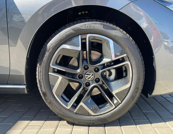 Volkswagen Passat 9