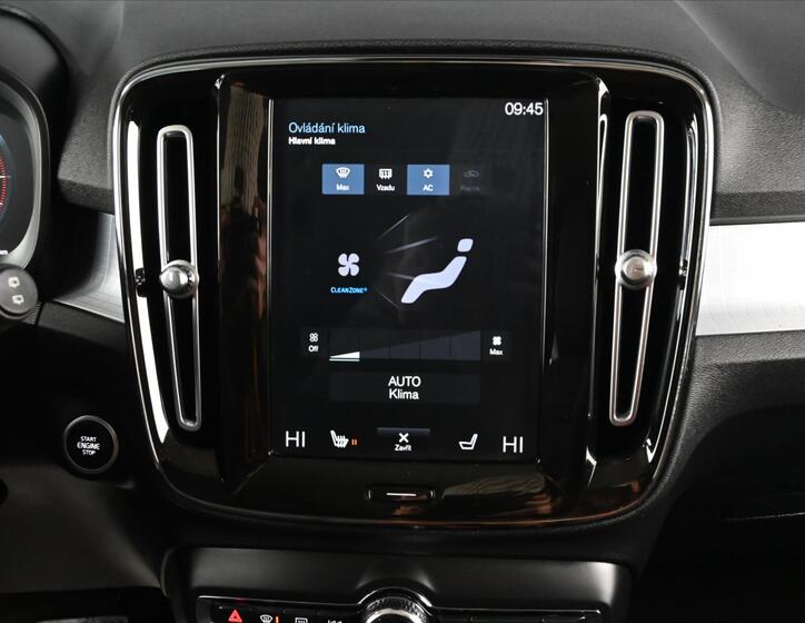 Volvo XC40 21
